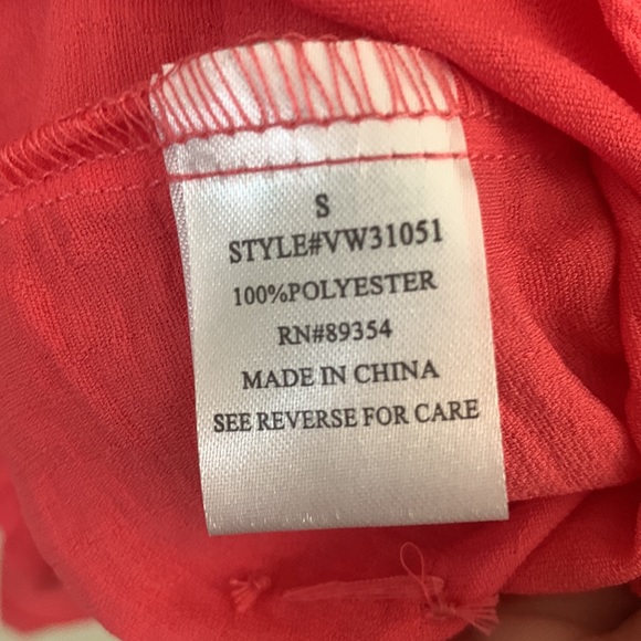 NWT Small beautiful silky coral colored off the shoulder blouse! - Picture 5 of 7